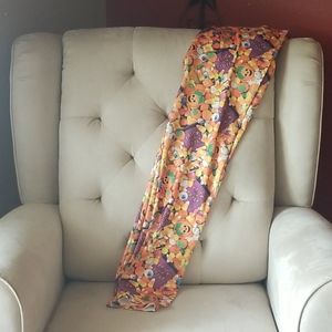 4/$10 Halloween Leggings!